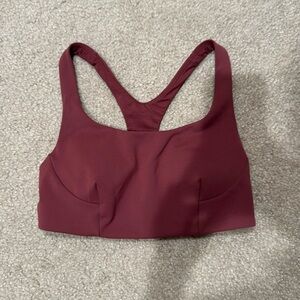 Lululemon Padded Sport Bar. Size 6. Mulled Wine Color. Like New